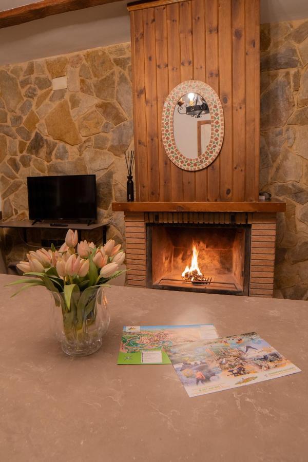 Casas Rurales Los Olivos アルカラ・デル・フカル エクステリア 写真